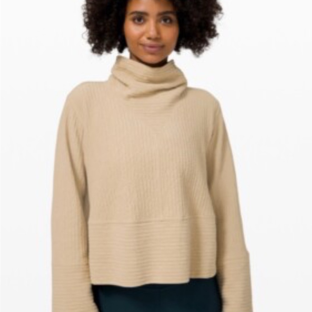 Lululemon Retreat Yourself Cowl Neck